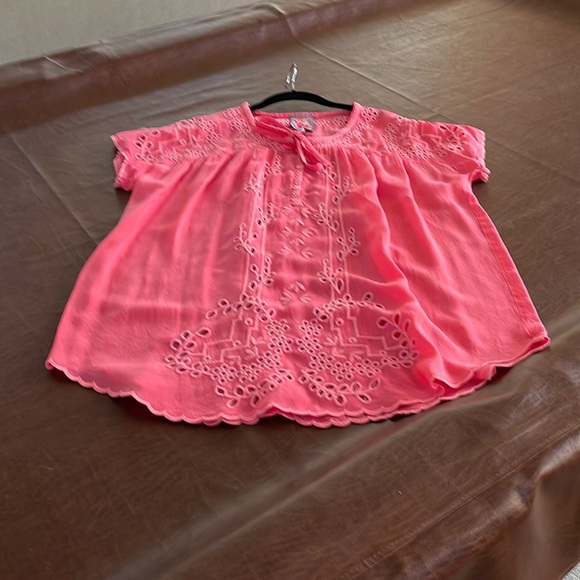 🧡Beautiful Coral colored Johnny Was Top - Picture 5 of 10